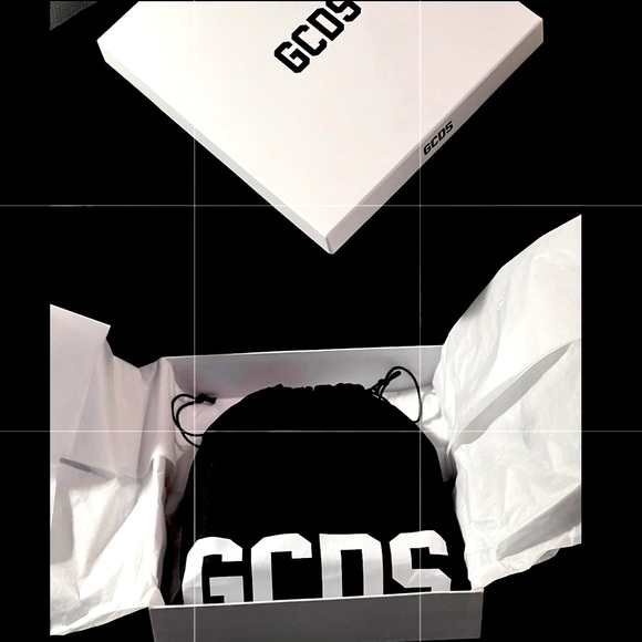 ⭐️ GCDS ⭐️MADE IN ITALY LEATHER TRANSPARENT CROSSBODY BAG W/DETACHABLE STRAP - Picture 11 of 17